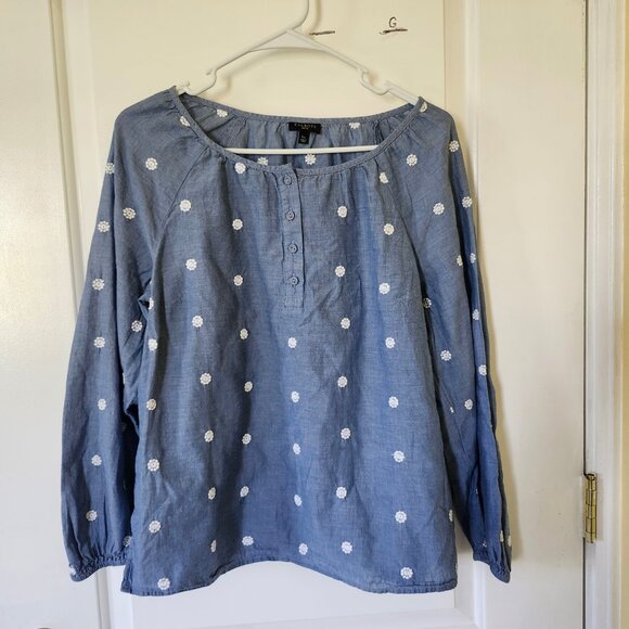 Talbots Women’s L Petite Chambray Popover Top Embroidered Daisy Long Sleeve - Picture 10 of 11